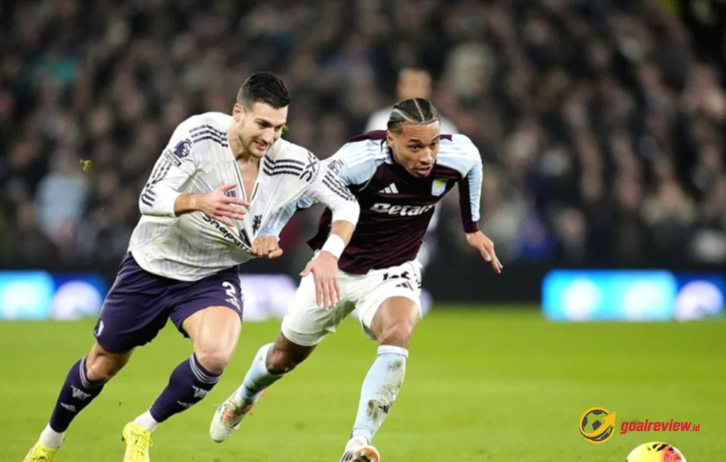 Dalot Malas Bikin Setan Merah Kalah