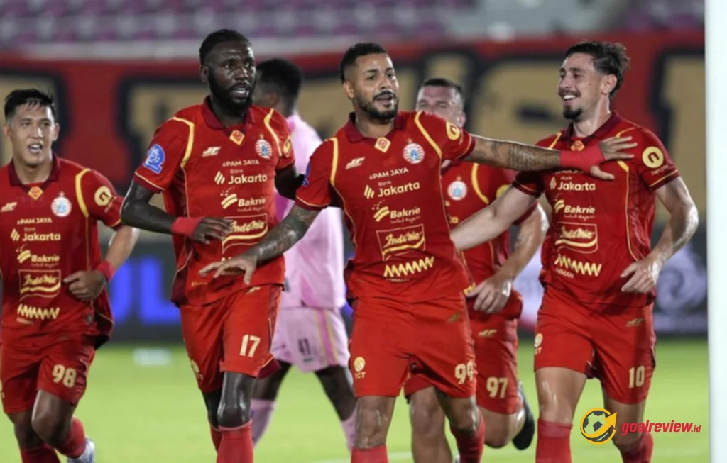 Persija Tantang Semen Padang