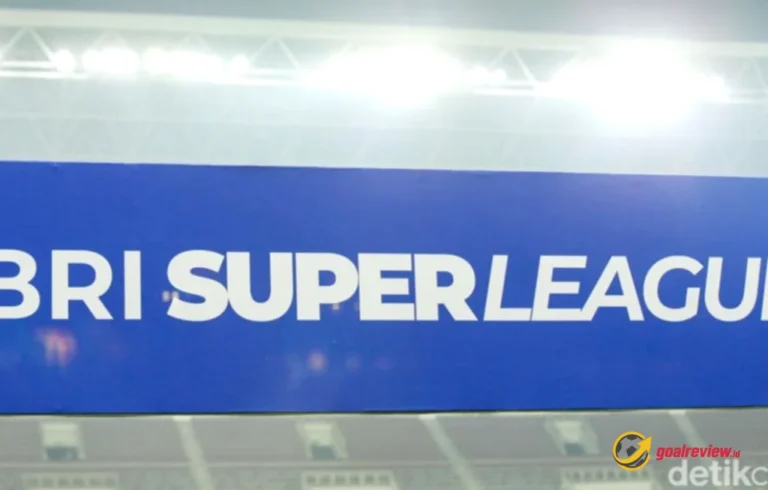 Semen Padang Kalahkan Persija