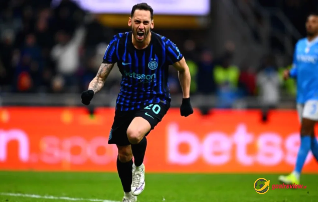 Inter Milan puncaki klasemen