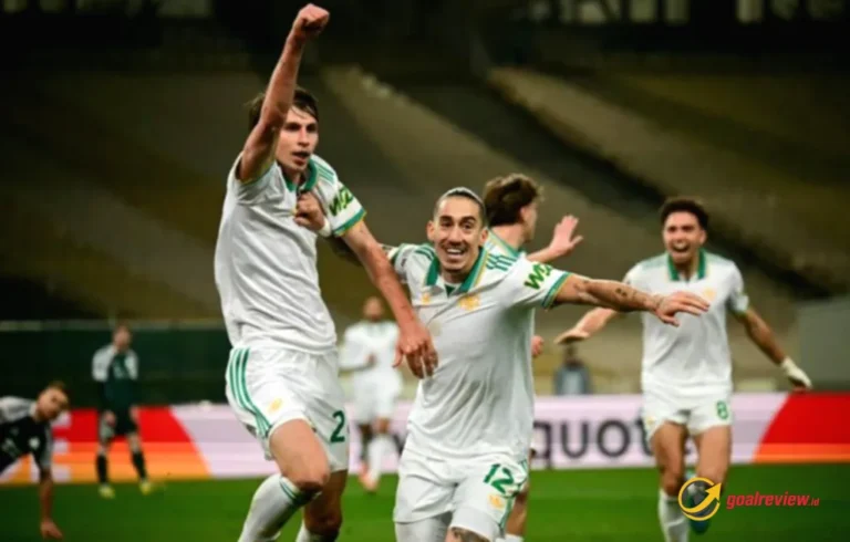 AS Roma lolos 16 besar