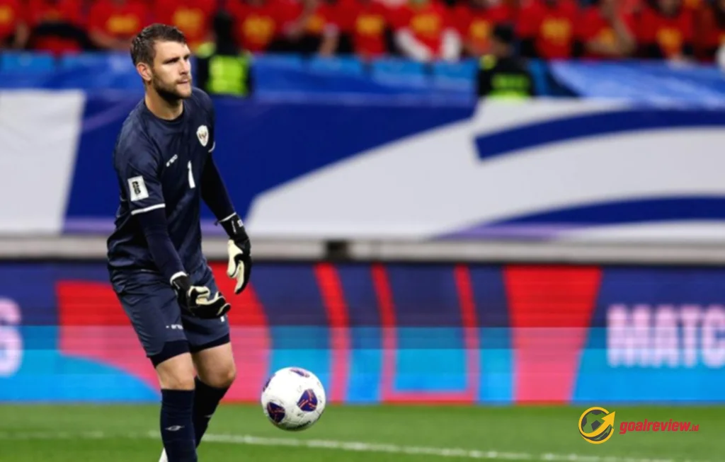 Kedatangan Maarten Paes di Ajax