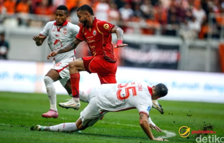 Malut United Vs Persija