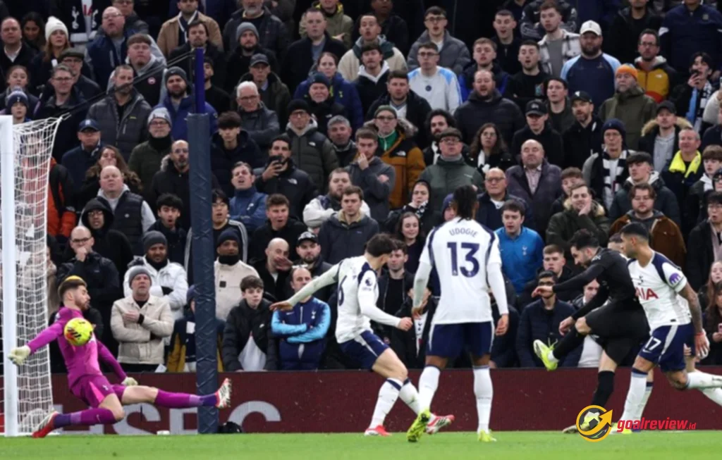 Man City Ungguli Spurs