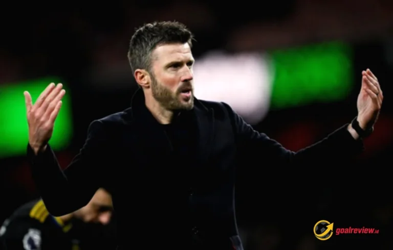 Michael Carrick Bikin Suporter