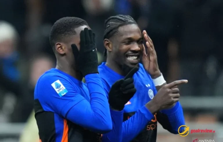 Nerazzurri di puncak klasemen