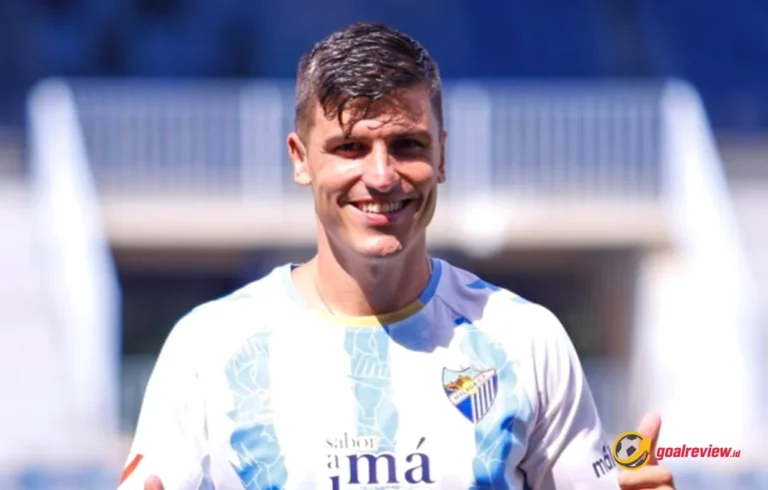 Sergio Castel Striker Spanyol