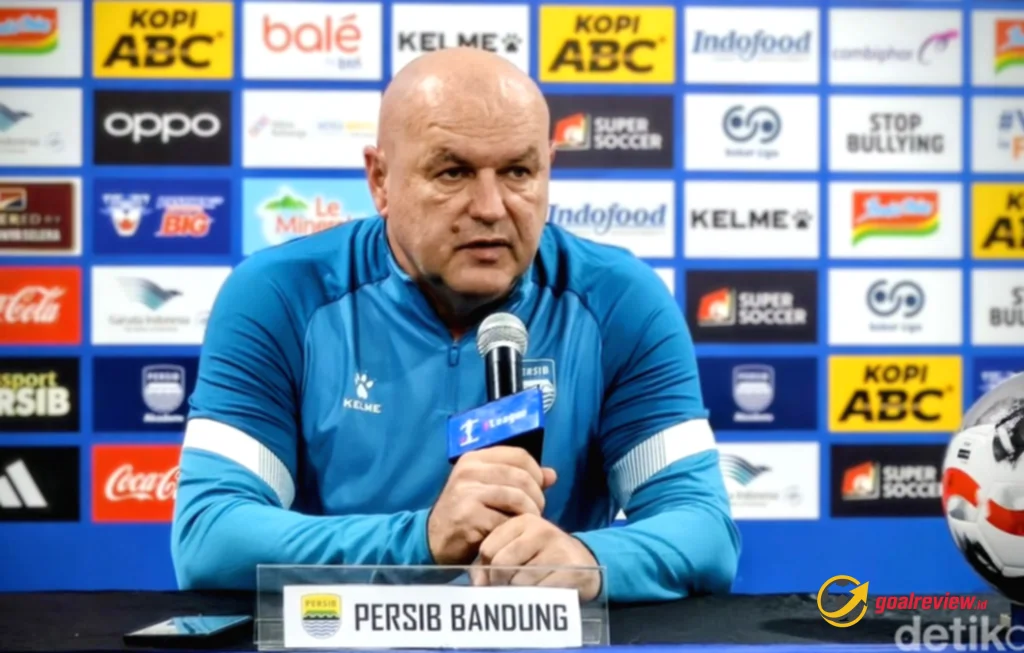 Persib Diimbangi Persebaya