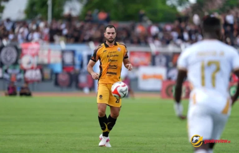 Kartu Merah Persija Sulit Menang