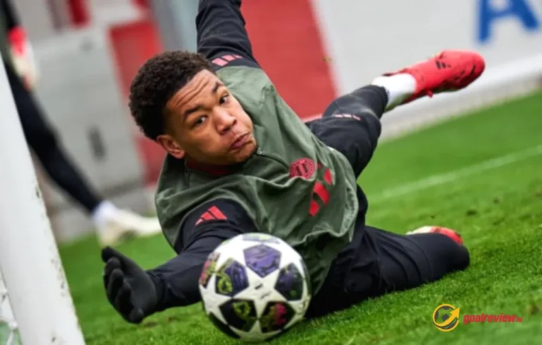 Kiper 16 Tahun Bayern Muenchen