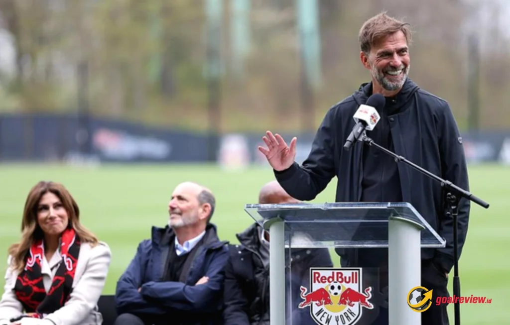 Klopp Ingin Melatih Lagi