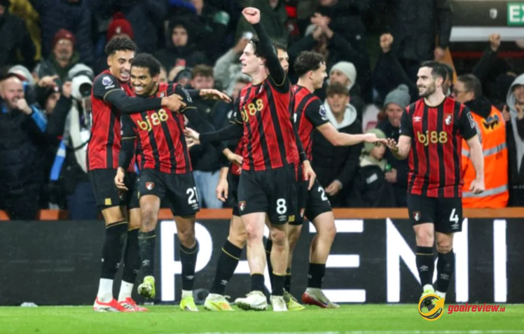 Alex Jimenez dibekukan Bournemouth