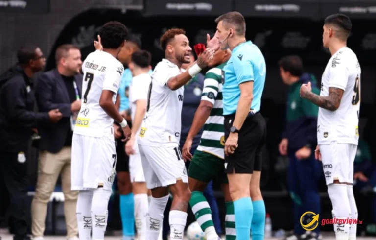 Neymar Ngamuk Wasit Salah Substitusi